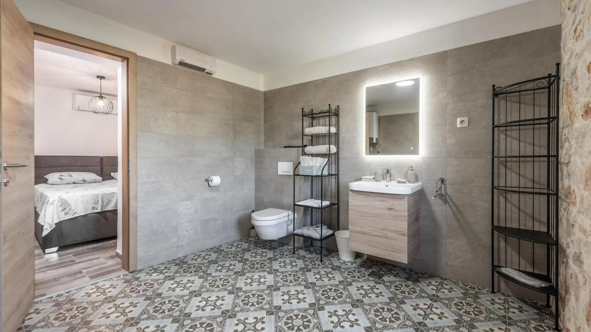 Amazing Home In Umag With Sauna 別荘