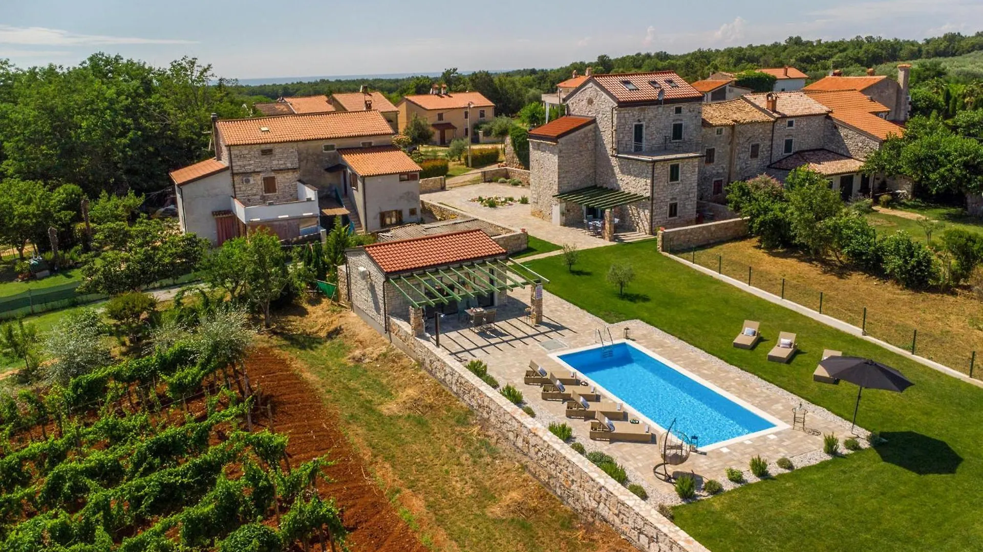 Amazing Home In Umag With Sauna 別荘